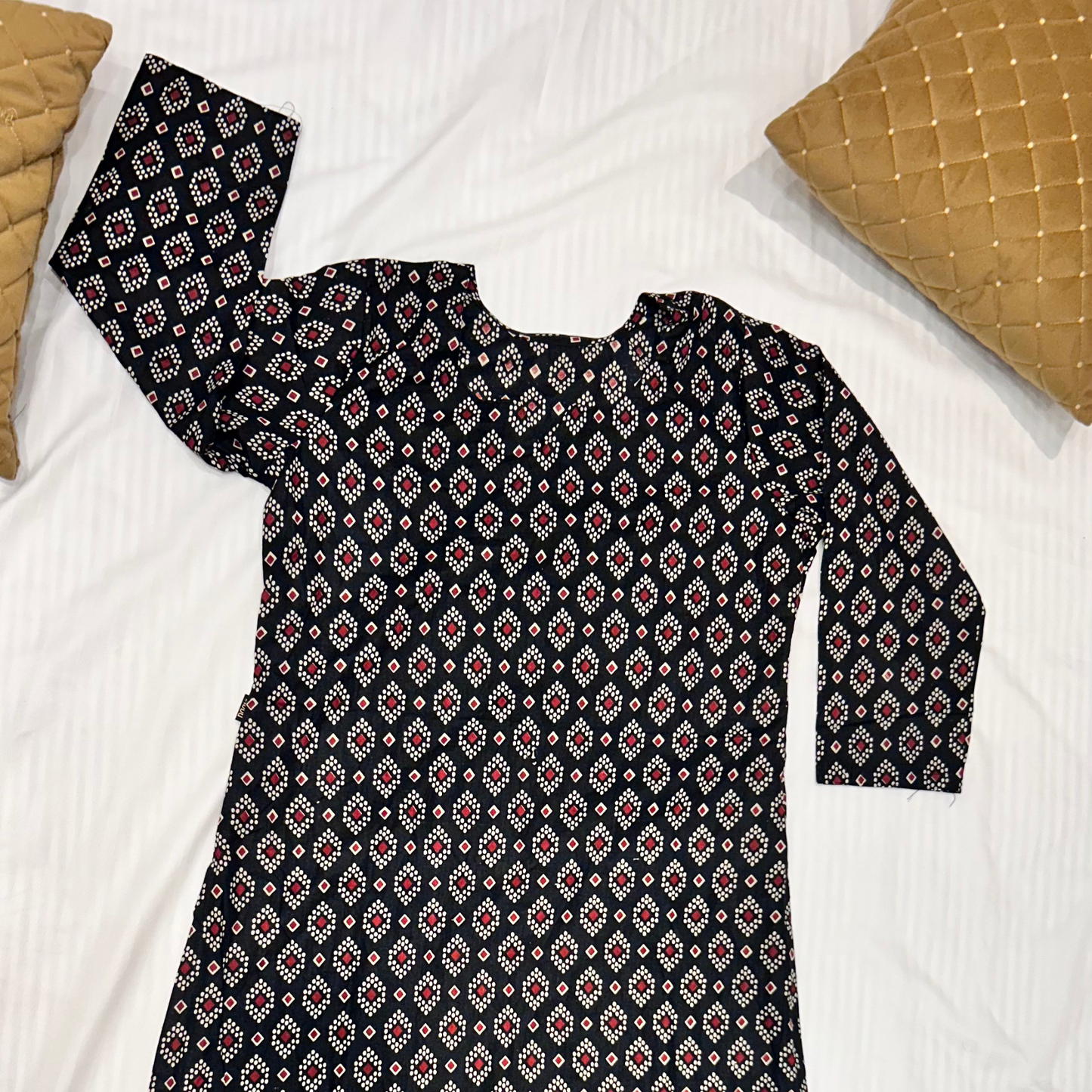 NOORIKA Round Neck Long Kurti