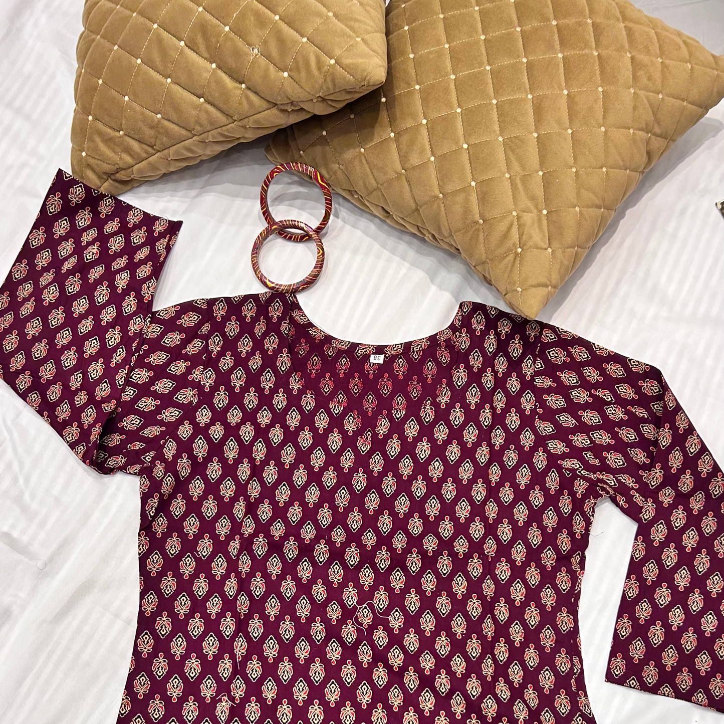 RAAGYA Round Neck Three Quarter Sleeves Long Kurti
