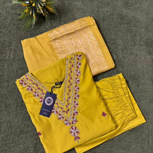 KANIKA – A Golden Festive Glow
